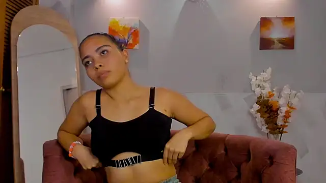 Snapshot of La_Maez chatting on December 11, 2024, 4:28 am La Maez online show from December 11, 2024, 4:28 am