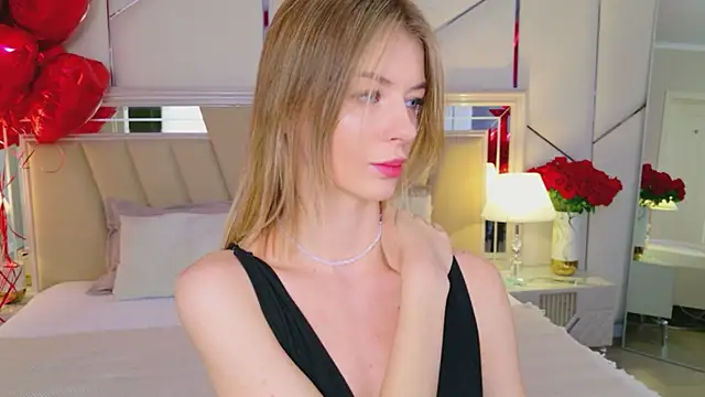 MeganMour online show from February 12, 2026, 5:08 pm