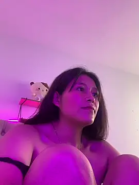 mariana 21x online show from January 13, 2025, 3:58 pm