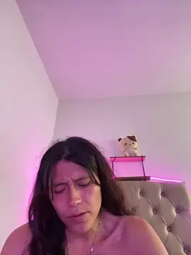 mariana 21x online show from January 20, 2025, 6:53 pm