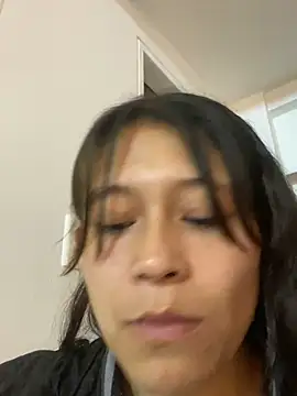 mariana 21x online show from February 5, 2025, 7:53 pm