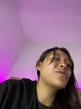 mariana 21x online show from February 28, 2025, 12:52 pm