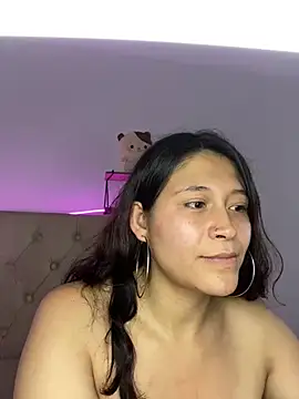 mariana 21x online show from February 28, 2025, 3:59 pm