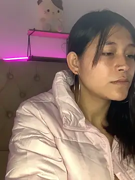 mariana 21x online show from March 3, 2025, 12:58 pm