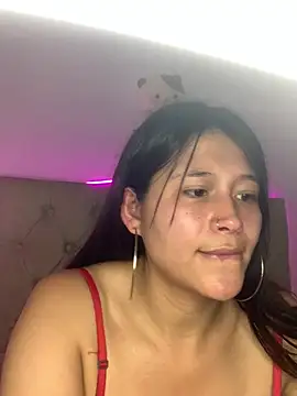 mariana 21x online show from March 4, 2025, 7:01 pm