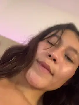 mariana 21x online show from March 7, 2025, 7:16 pm