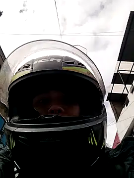 mariana 21x online show from October 28, 2025, 2:20 pm