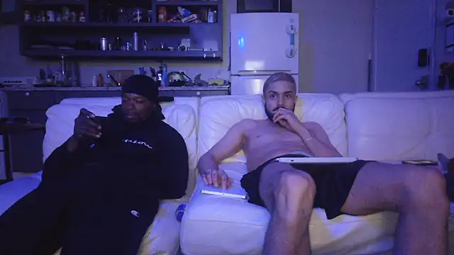 Snapshot of DerekPerez2025 chatting on February 8, 2026, 11:52 pm DerekPerez2025 online show from February 8, 2026, 11:52 pm