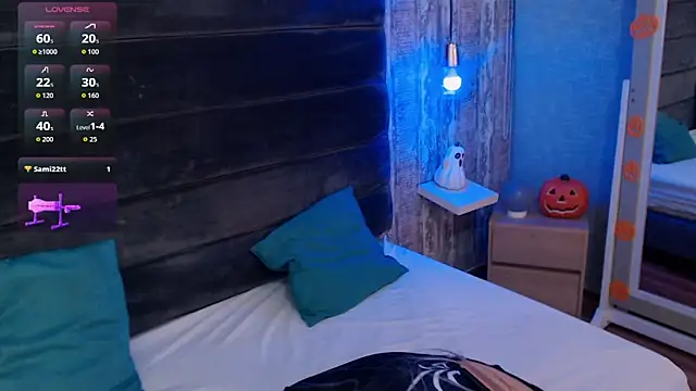 CrystalWoods94 online show from October 25, 2025, 1:51 pm