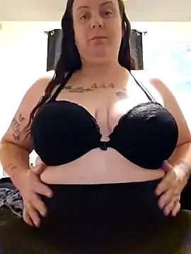 Snapshot of PeakabumPromo chatting on December 29, 2024, 11:39 pm PeakabumPromo online show from December 29, 2024, 11:39 pm