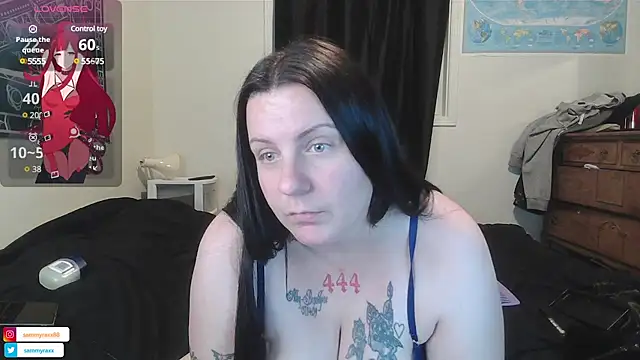 Snapshot of PeakabumPromo chatting on January 7, 2025, 1:17 am PeakabumPromo online show from January 7, 2025, 1:17 am