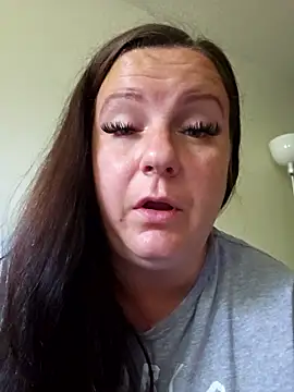 Snapshot of PeakabumPromo chatting on October 1, 2025, 3:29 pm PeakabumPromo online show from October 1, 2025, 3:29 pm