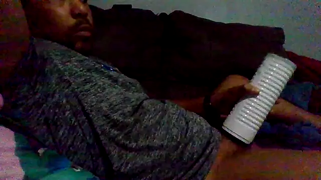 Creationmonster0 online show from September 16, 2025, 7:37 pm