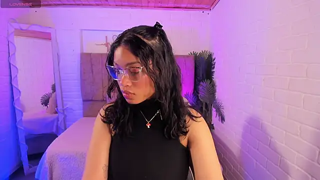 Snapshot of penelope_tay1 chatting on September 26, 2025, 3:21 am penelope tay1 online show from September 26, 2025, 3:21 am