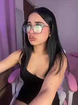 Emily-14 online show from December 20, 2025, 8:21 am