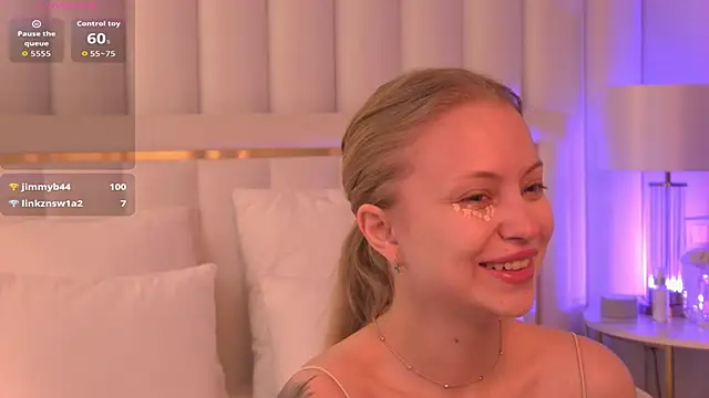 DorisHell online show from September 26, 2025, 3:21 am