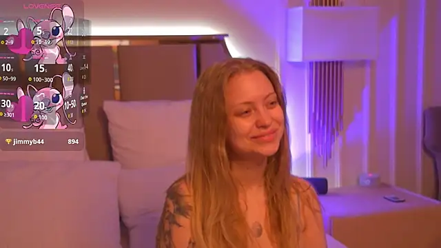 DorisHell online show from October 31, 2025, 4:13 am