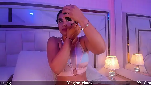 giorgia 13 online show from February 27, 2025, 3:14 am