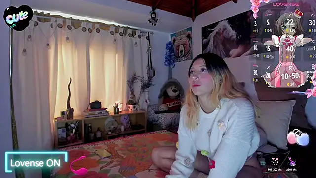 Snapshot of cuteweed420 chatting on October 28, 2025, 8:44 pm cuteweed420 online show from October 28, 2025, 8:44 pm