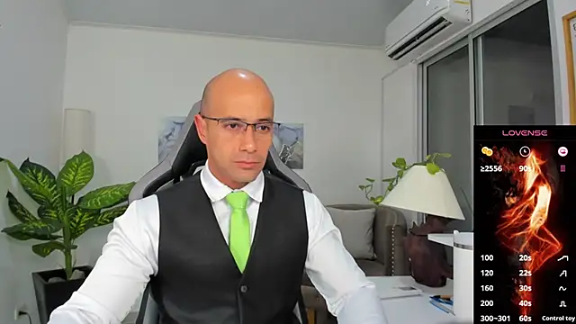 Snapshot of ryan_master_ chatting on January 3, 2025, 9:15 am ryan master online show from January 3, 2025, 9:15 am