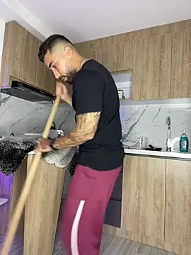 Snapshot of Sweet_and_caramel chatting on January 29, 2025, 3:04 pm Sweet and caramel online show from January 29, 2025, 3:04 pm