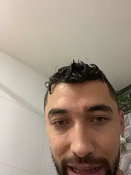 Snapshot of Sweet_and_caramel chatting on February 4, 2025, 12:40 am Sweet and caramel online show from February 4, 2025, 12:40 am