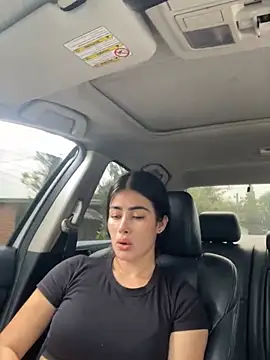 Snapshot of Sweet_and_caramel chatting on March 22, 2025, 6:25 pm Sweet and caramel online show from March 22, 2025, 6:25 pm