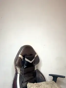 SaraBraun  online show from January 5, 2026, 6:33 pm