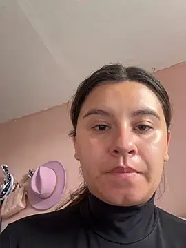 SaraBraun  online show from March 27, 2026, 4:51 pm