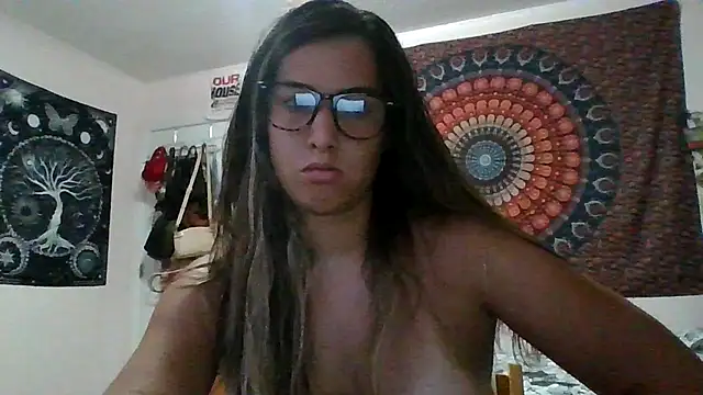 naughtynadia0502 online show from July 22, 2026, 12:24 am
