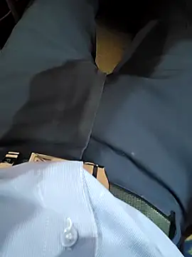 Snapshot of bananadick____ chatting on January 17, 2025, 8:34 am bananadick online show from January 17, 2025, 8:34 am