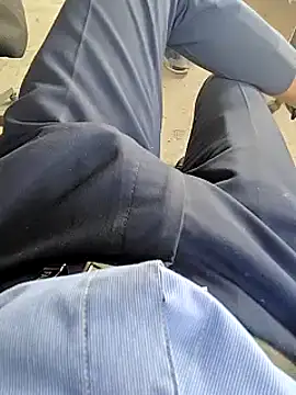 Snapshot of bananadick____ chatting on January 18, 2025, 8:41 am bananadick online show from January 18, 2025, 8:41 am