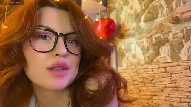 LaurenRossss online show from March 9, 2025, 6:06 am