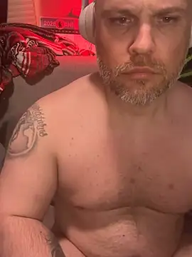 TwoFarty240 online show from April 30, 2026, 8:57 pm
