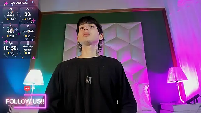 Snapshot of sett_and_gwen chatting on September 23, 2025, 4:04 am sett and gwen online show from September 23, 2025, 4:04 am