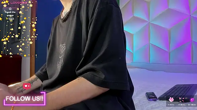 Snapshot of sett_and_gwen chatting on September 27, 2025, 3:55 am sett and gwen online show from September 27, 2025, 3:55 am