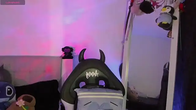 Any Roussee online show from November 29, 2025, 3:20 am