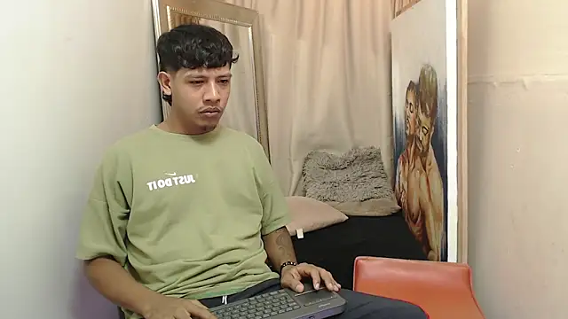 mr stiven  online show from November 27, 2025, 3:08 am