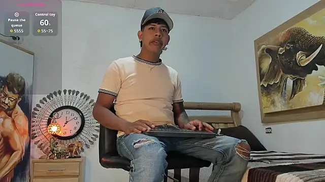 Snapshot of mr_stiven_ chatting on April 23, 2026, 2:57 am mr stiven online show from April 23, 2026, 2:57 am