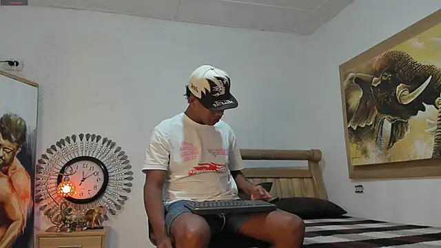 Snapshot of mr_stiven_ chatting on April 30, 2026, 3:24 am mr stiven online show from April 30, 2026, 3:24 am