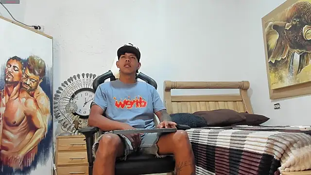Snapshot of mr_stiven_ chatting on May 17, 2026, 5:20 pm mr stiven online show from May 17, 2026, 5:20 pm