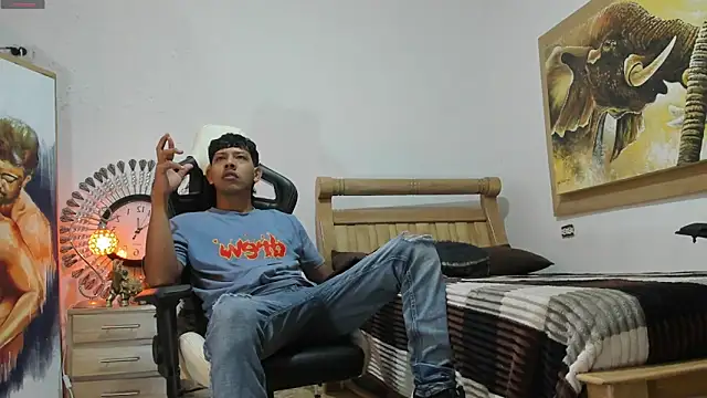 Snapshot of mr_stiven_ chatting on June 5, 2026, 6:20 am mr stiven online show from June 5, 2026, 6:20 am