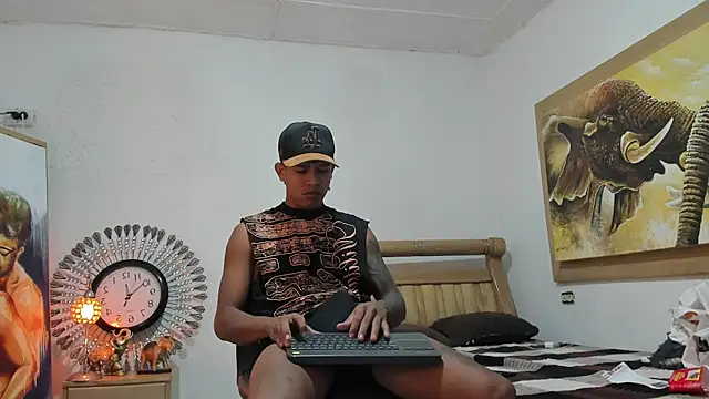 Snapshot of mr_stiven_ chatting on June 11, 2026, 6:44 am mr stiven online show from June 11, 2026, 6:44 am