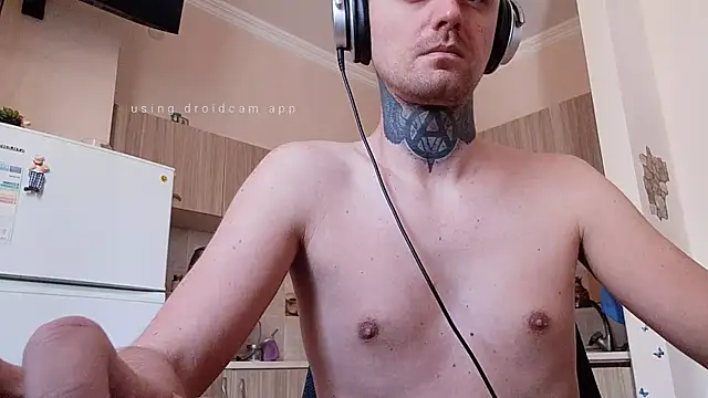 Snapshot of HappyZebra13 chatting on March 14, 2025, 11:01 am HappyZebra13 online show from March 14, 2025, 11:01 am