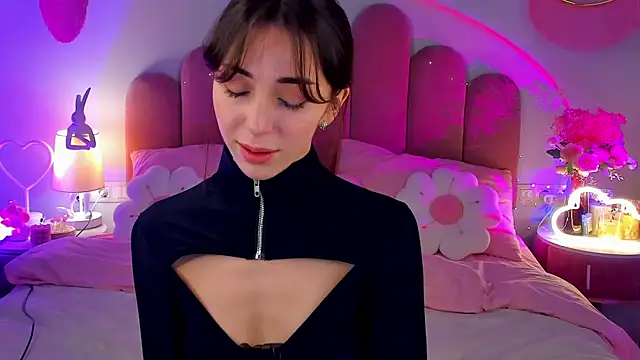 ElsaYoung online show from November 29, 2025, 10:24 pm