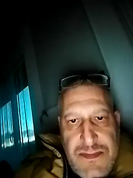 Snapshot of Husoban chatting on October 26, 2025, 4:46 pm Husoban online show from October 26, 2025, 4:46 pm