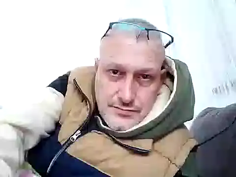 Snapshot of Husoban chatting on November 1, 2025, 11:56 am Husoban online show from November 1, 2025, 11:56 am