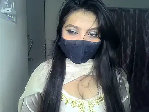 ishi Beauty online show from October 1, 2025, 7:47 am