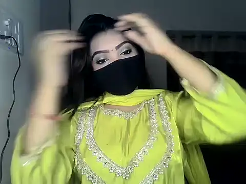 ishi Beauty online show from March 5, 2026, 5:14 am