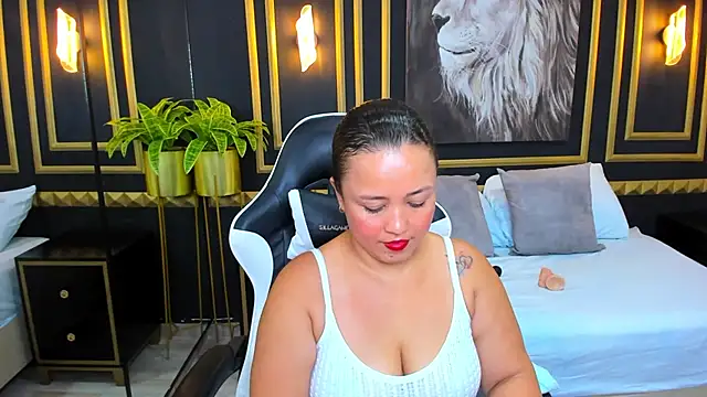 Snapshot of linda_rios_ chatting on February 1, 2025, 5:58 pm linda rios online show from February 1, 2025, 5:58 pm
